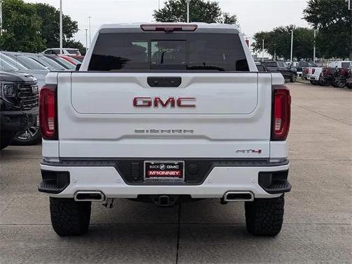 2025 GMC Sierra 1500 AT4