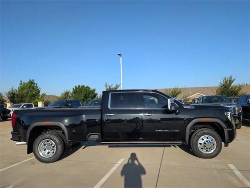 2025 GMC Sierra 3500 Denali