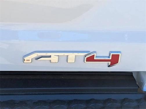 2025 GMC Canyon Base