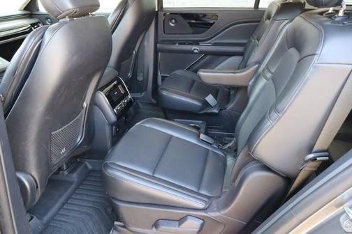 Asher Gray Metallic Clearcoat 2025 Lincoln Aviator Premiere