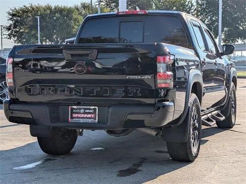 2022 Nissan Frontier PRO-4X