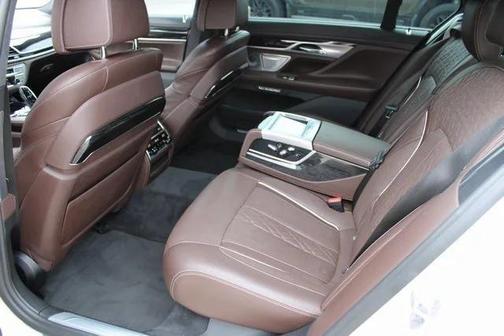 2018 BMW M760 xDrive