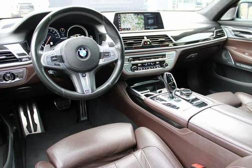 2018 BMW M760 xDrive