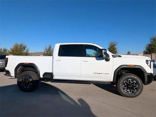 2026 GMC Sierra 2500 AT4