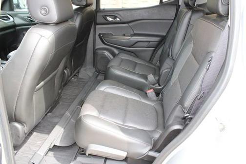 Quicksilver Metallic 2019 GMC Acadia SLT-2