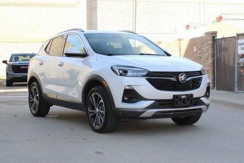 White Frost Tricoat 2021 Buick Encore GX Essence