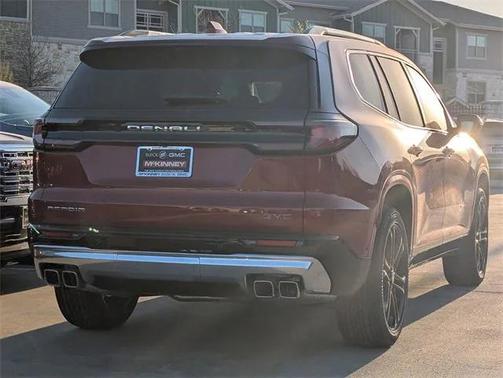 2025 GMC Acadia Denali