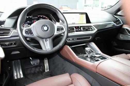 2023 BMW X6 M50i