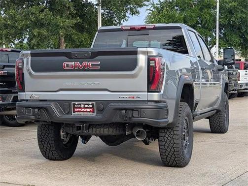 2025 GMC Sierra 2500 AT4