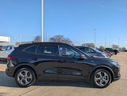 Agate Black Metallic 2025 Ford Escape ST-Line