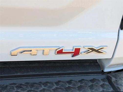 2025 GMC Canyon Base