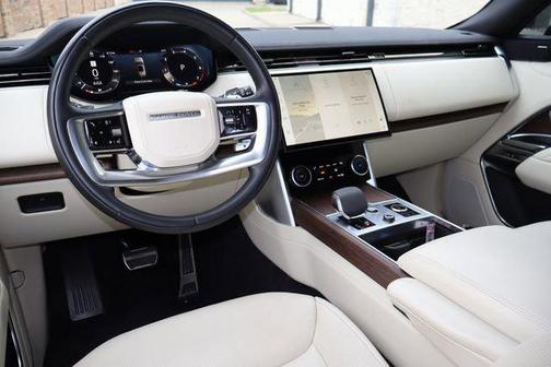 Gray 2023 Land Rover Range Rover P530 SE