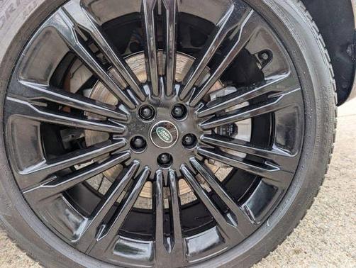 Gray 2023 Land Rover Range Rover P530 SE