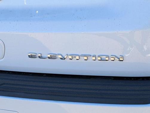 Summit White 2026 GMC Yukon XL 2WD Elevation