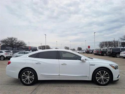 2017 Buick LaCrosse Essence