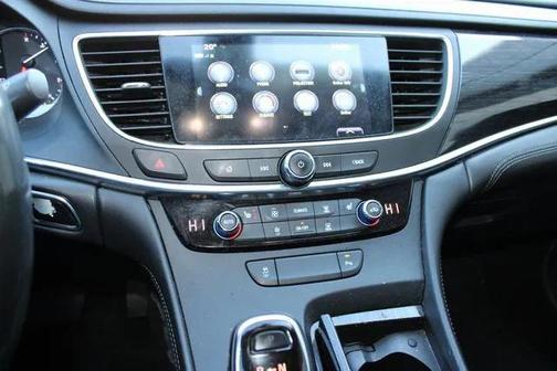 2017 Buick LaCrosse Essence