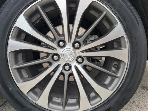 2017 Buick LaCrosse Essence