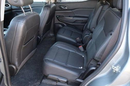 Sterling Metallic 2023 GMC Acadia FWD SLT