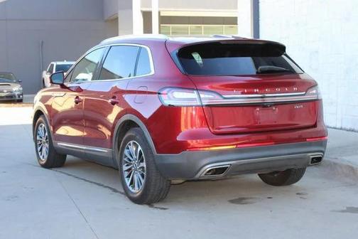 2019 Lincoln Nautilus Select