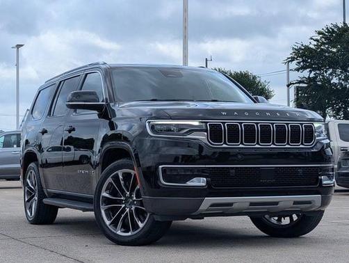 Diamond Black Crystal Pearlcoat 2022 Jeep Wagoneer Series II 4x4