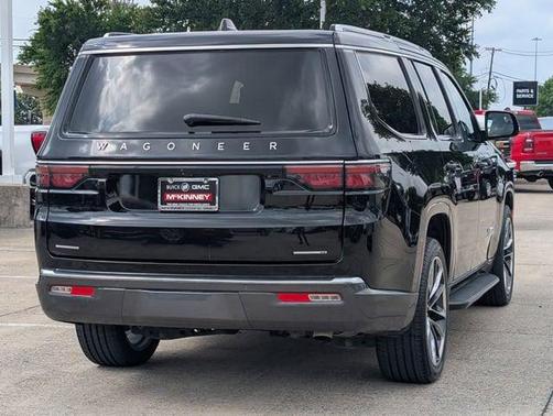 Diamond Black Crystal Pearlcoat 2022 Jeep Wagoneer Series II 4x4