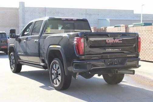 2024 GMC Sierra 2500 Denali