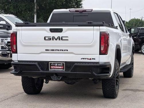 Summit White 2023 GMC Sierra 1500 AT4X