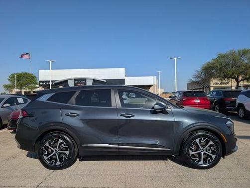 2024 Kia Sportage EX