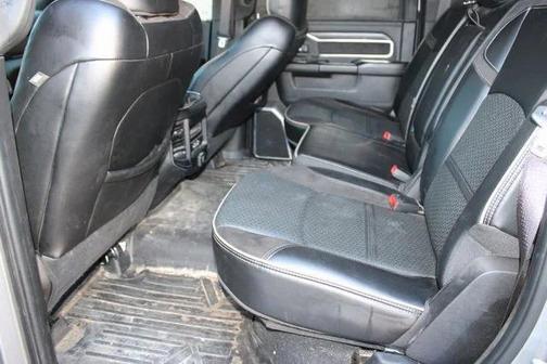 2023 RAM 2500 Laramie Crew Cab 4x4 6'4' Box