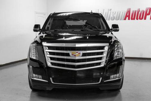 2018 Cadillac Escalade Luxury