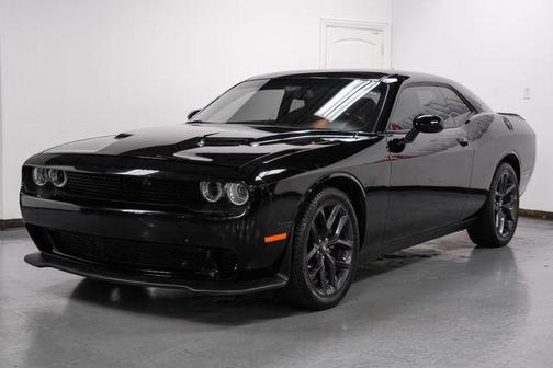 2022 Dodge Challenger SXT