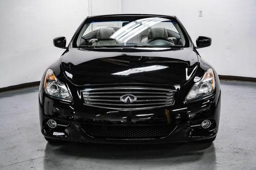 2014 INFINITI Q60 Sport