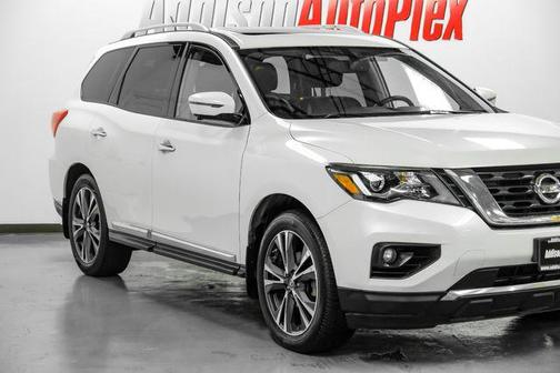 2017 Nissan Pathfinder Platinum