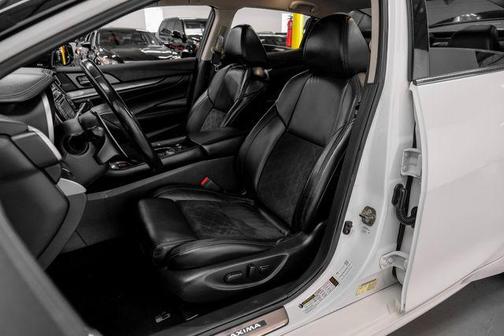 2017 Nissan Maxima 3.5 SR