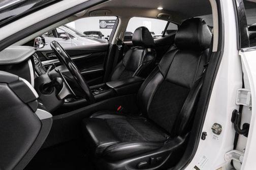 2017 Nissan Maxima 3.5 SR