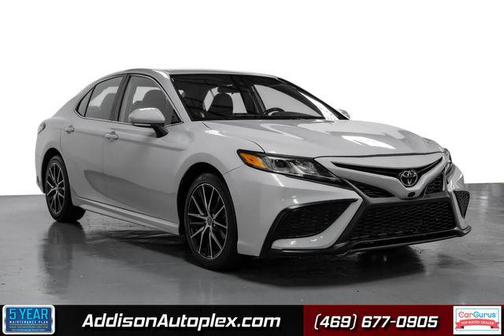 2022 Toyota Camry SE