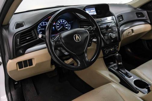 2013 Acura ILX 2.0L w/Premium Package