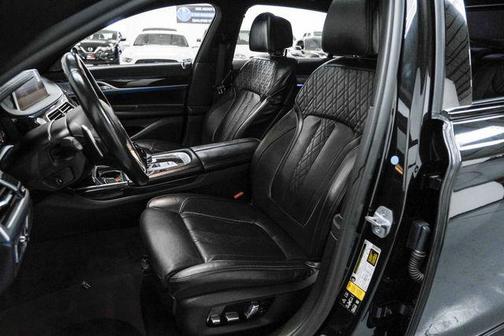 2020 BMW 750 i xDrive
