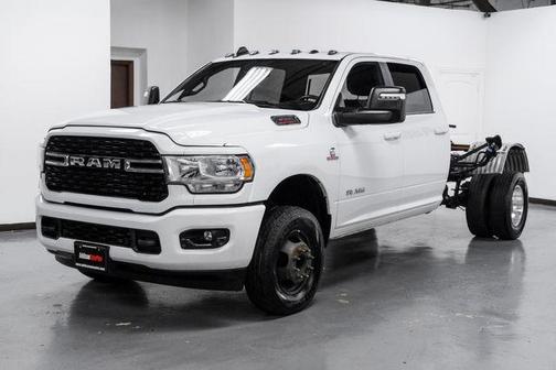 2024 RAM 3500 Big Horn Crew Cab 4x4 8' Box