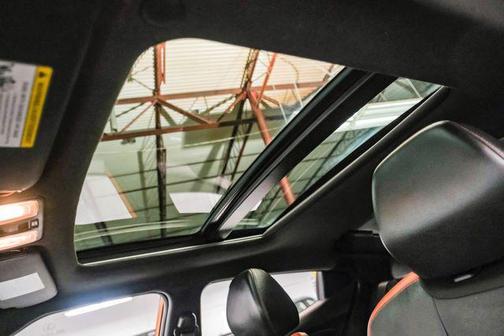 2016 Hyundai Veloster Turbo