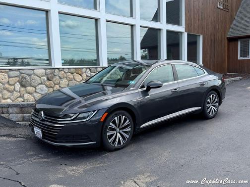Manganese Gray Metallic 2019 Volkswagen Arteon 2.0T SE