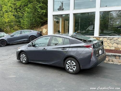 2016 Toyota Prius Four