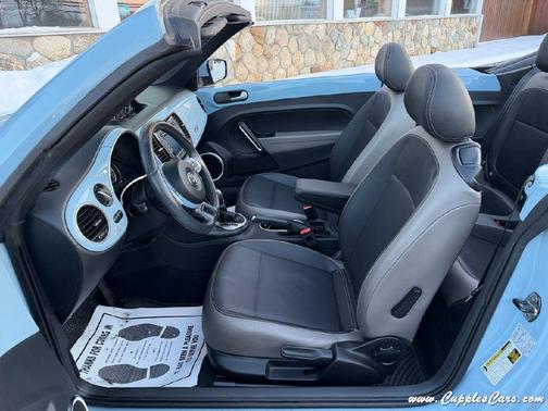 2013 Volkswagen Beetle 2.0L TDI