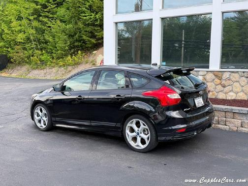 Black 2014 Ford Focus ST Base