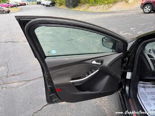 Black 2014 Ford Focus ST Base