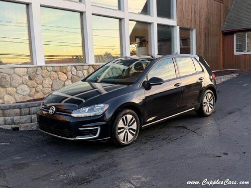 2019 Volkswagen e-Golf SE