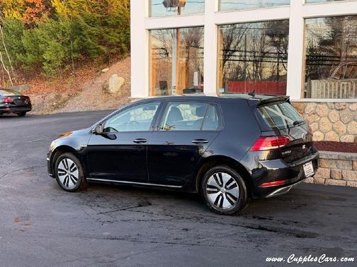 2019 Volkswagen e-Golf SE
