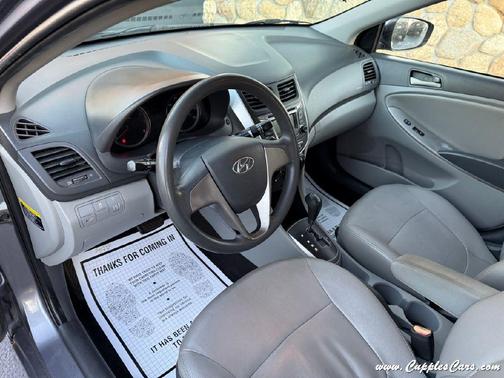 2017 Hyundai Accent SE