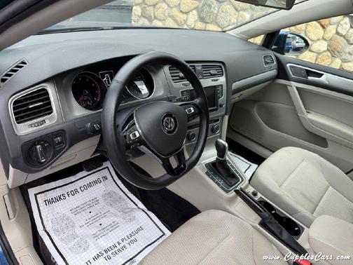 2016 Volkswagen Golf TSI S 4-Door