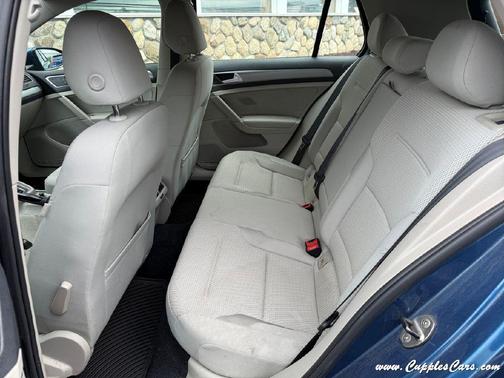 2016 Volkswagen Golf TSI S 4-Door